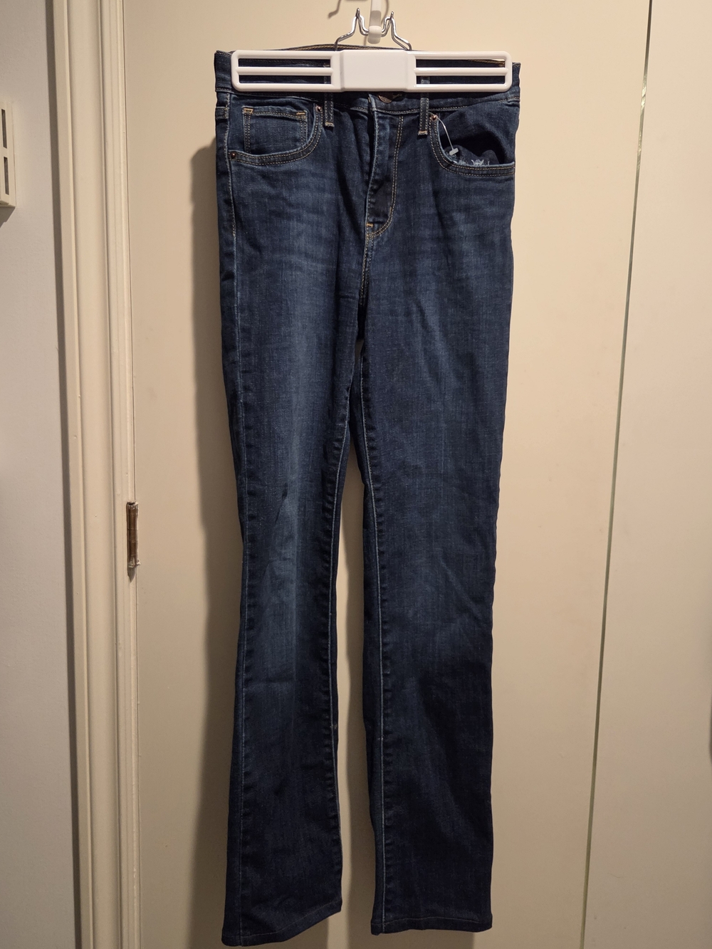 Levi's 724 High-Rise Dark Blue Straight-Leg Jeans